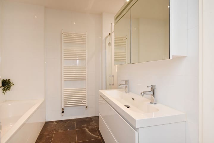 Photo 4 of van Gaesbekestraat 11