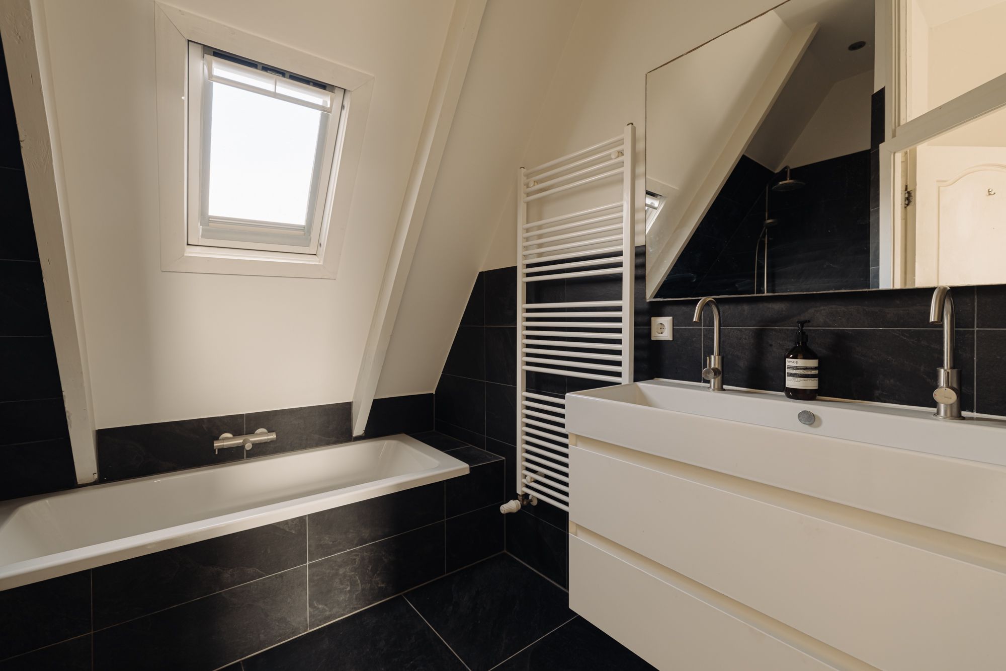 Foto 30 van Valeriusstraat 183-3