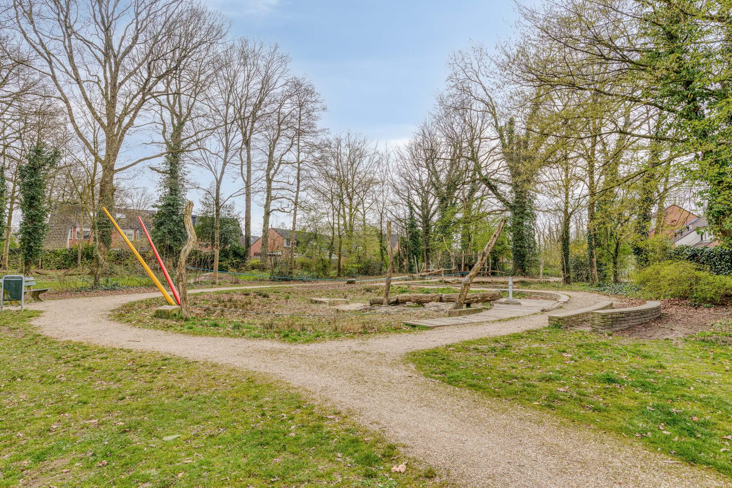 Corner House with 4 Bedrooms and Green Views in Quiet Winterswijk Neighborhood — 35