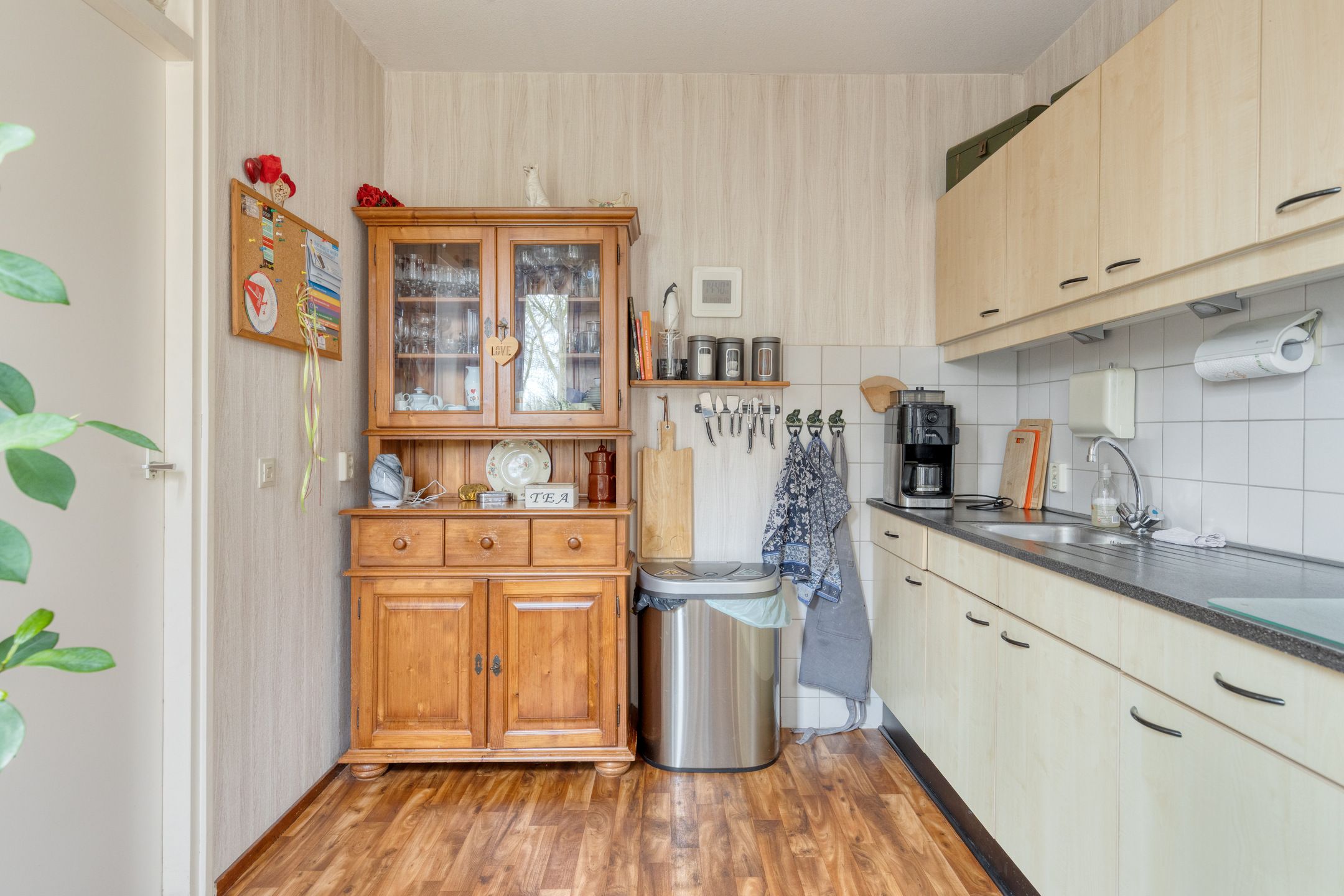 Corner House with 4 Bedrooms and Green Views in Quiet Winterswijk Neighborhood — 18