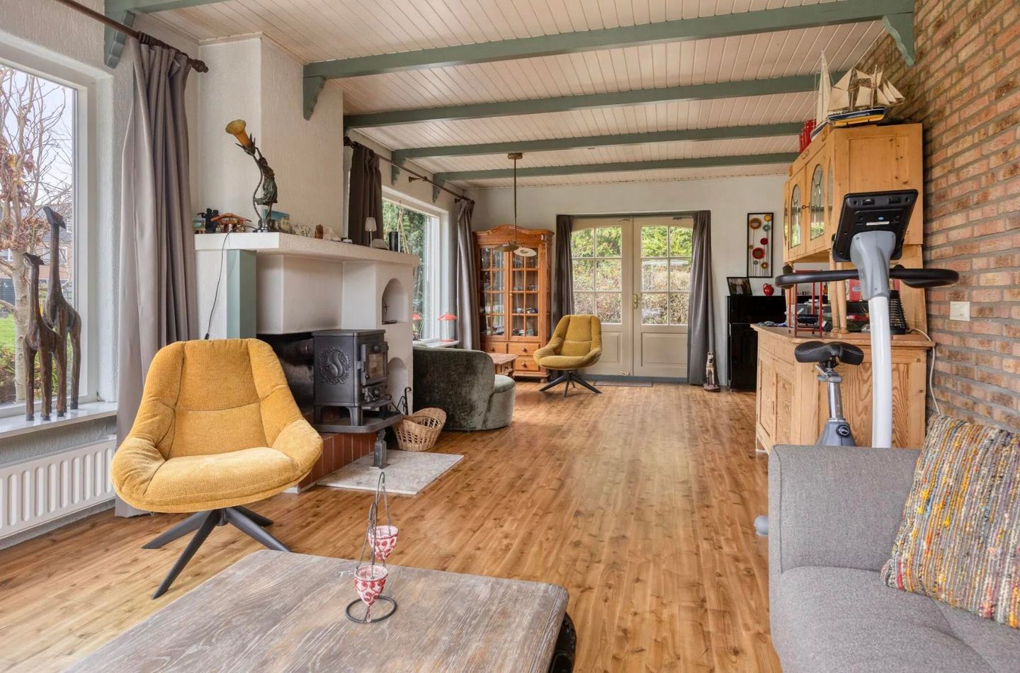 Bekijk foto 4 van Pastoor Weijsstraat 15