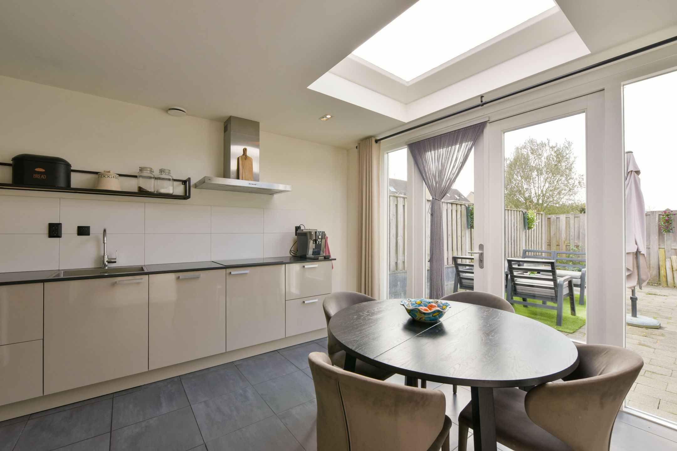 Photo 12 of Dubloen 132