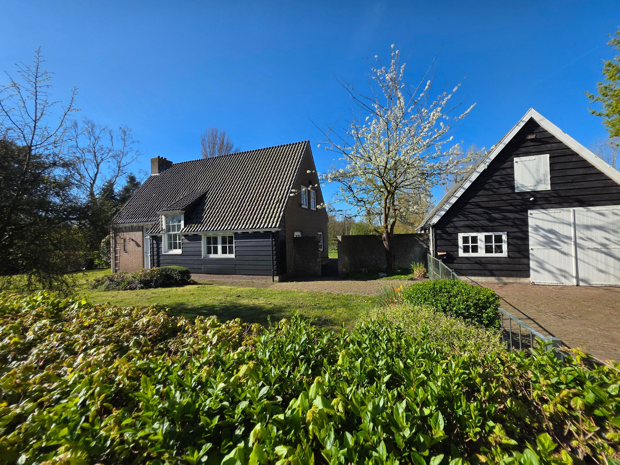 Photo 3 of Bossestraat 27