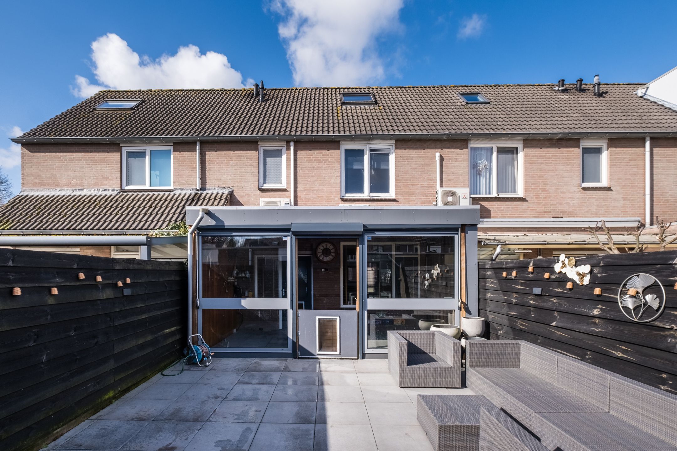 Leeuwenstraat 145 