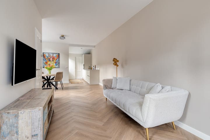 Photo 4 of Groenoordstraat 19