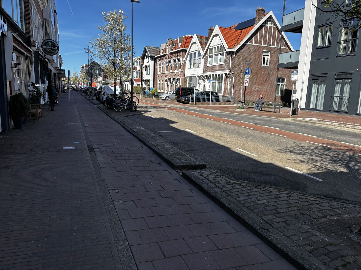 View photo 5 of Zeestraat 40