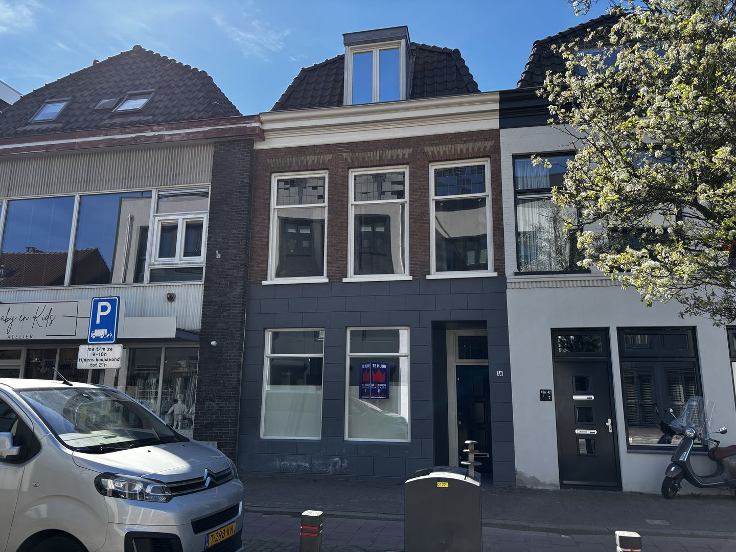 View photo 1 of Zeestraat 40