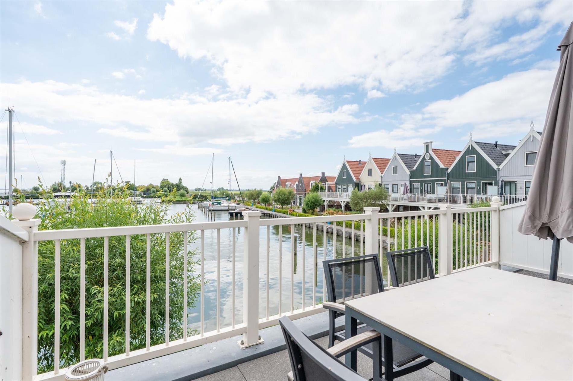 2-bedroom freehold villa in Uitdam — photo 3 of 5