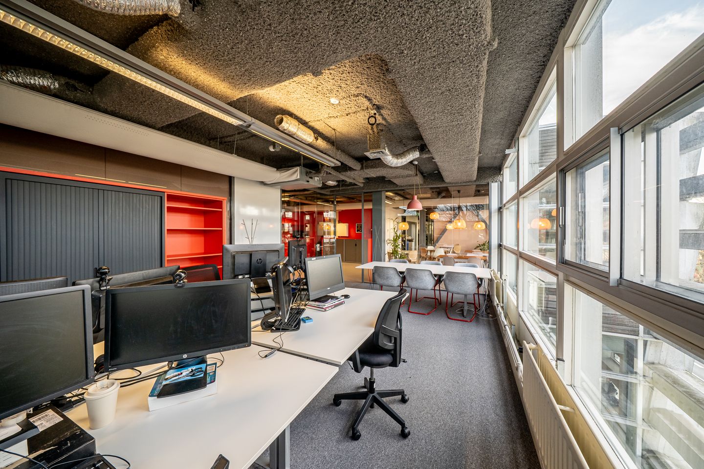 Bekijk foto 4 van Kennemerplein 6