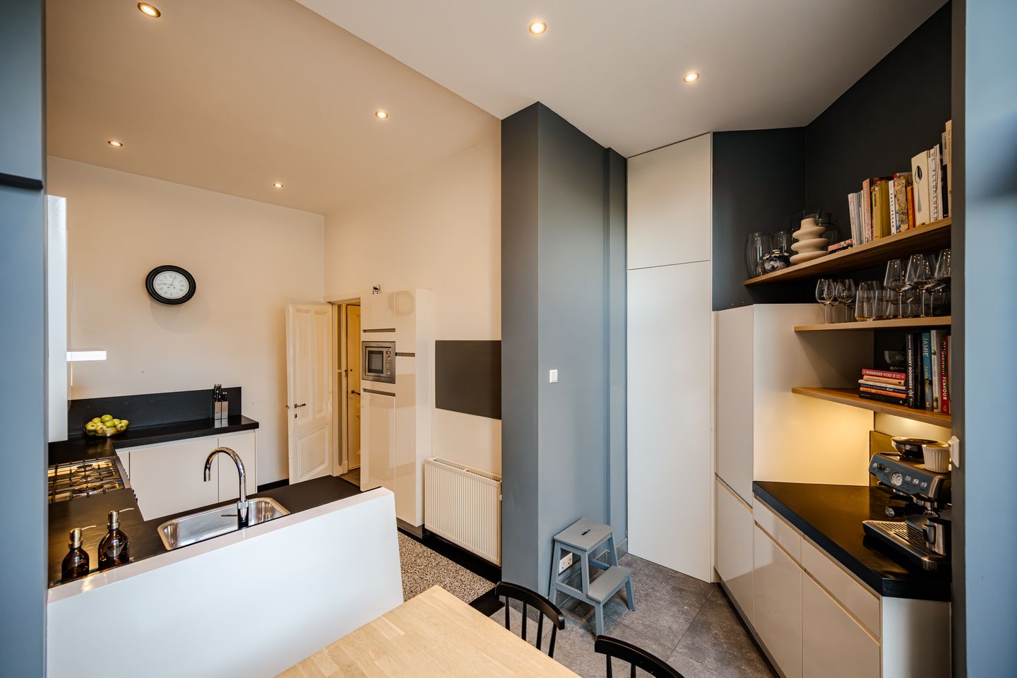 Foto 34 van Koninginneweg 63-ZW