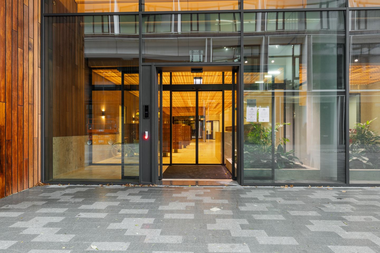 Photo 10 of Hoola van Nootenstraat 271