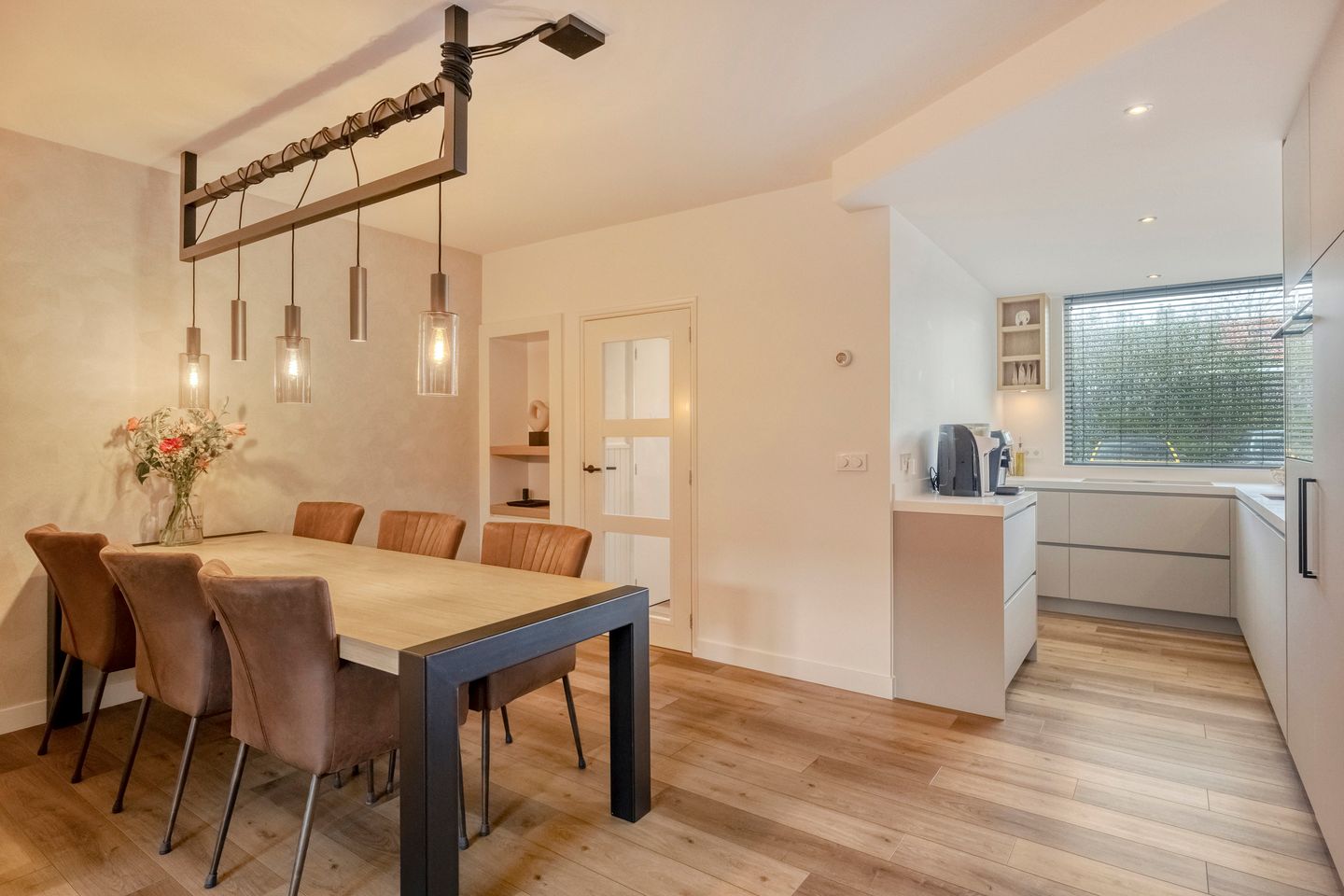 Foto 10 van Kruispad 8