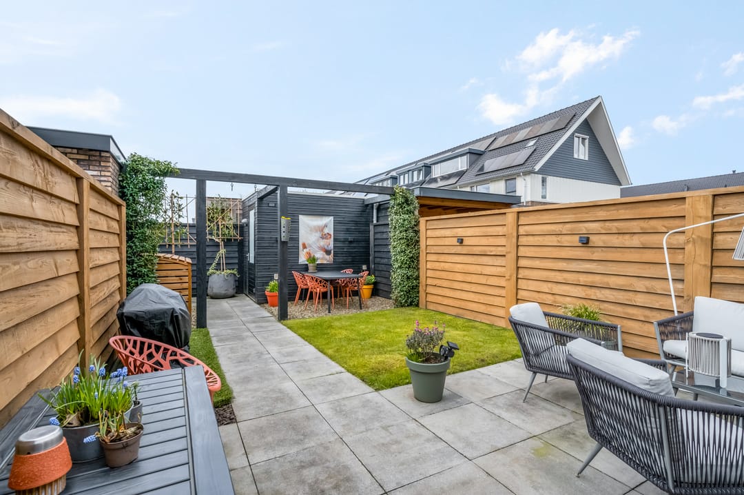 Extended terraced house in popular Eilanden Oost with energy label A — 31