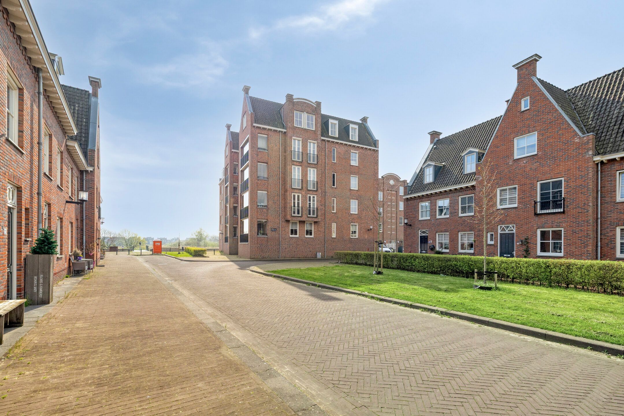 Photo 6 of Willem van Oranjestraat 55