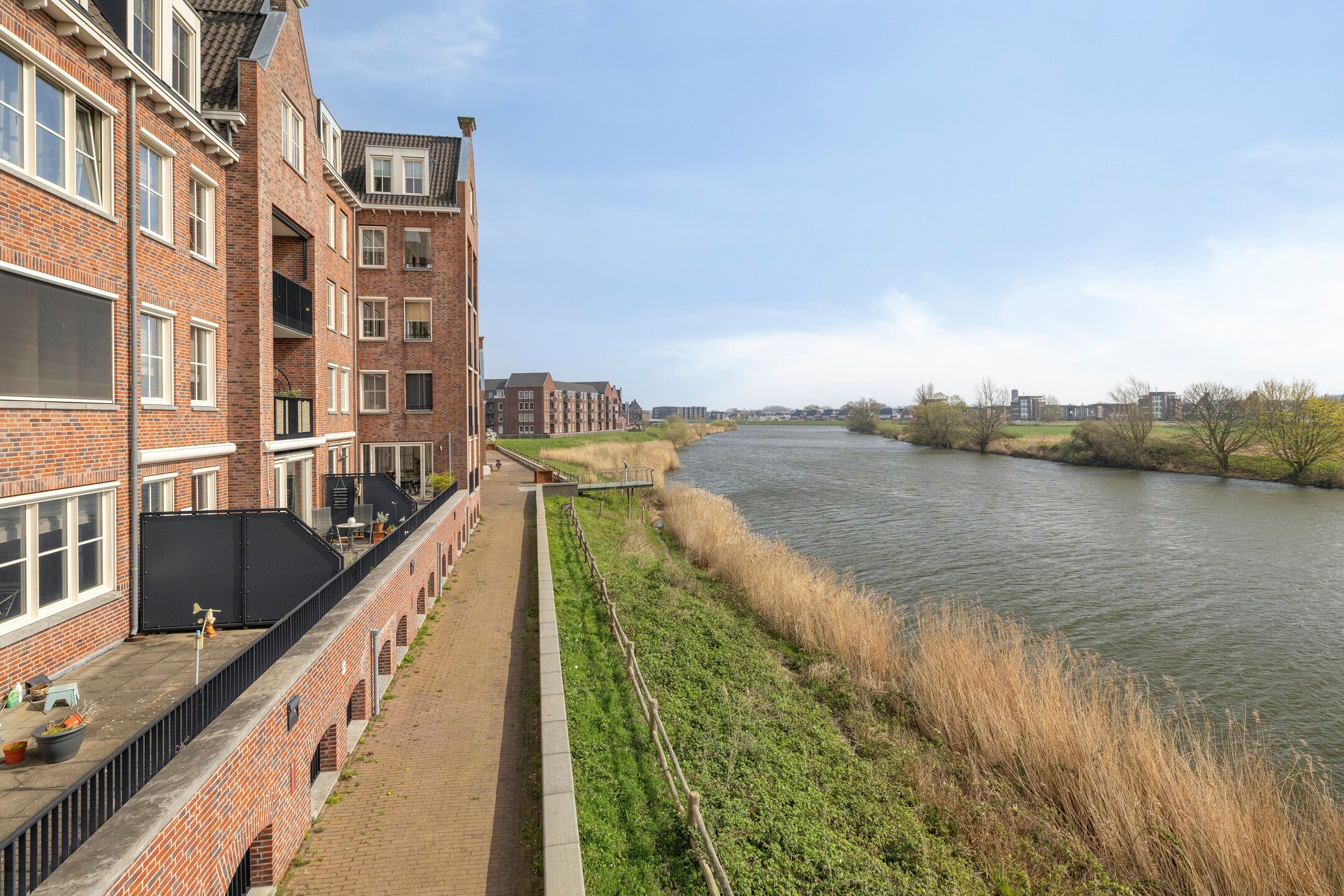 Photo 45 of Willem van Oranjestraat 55