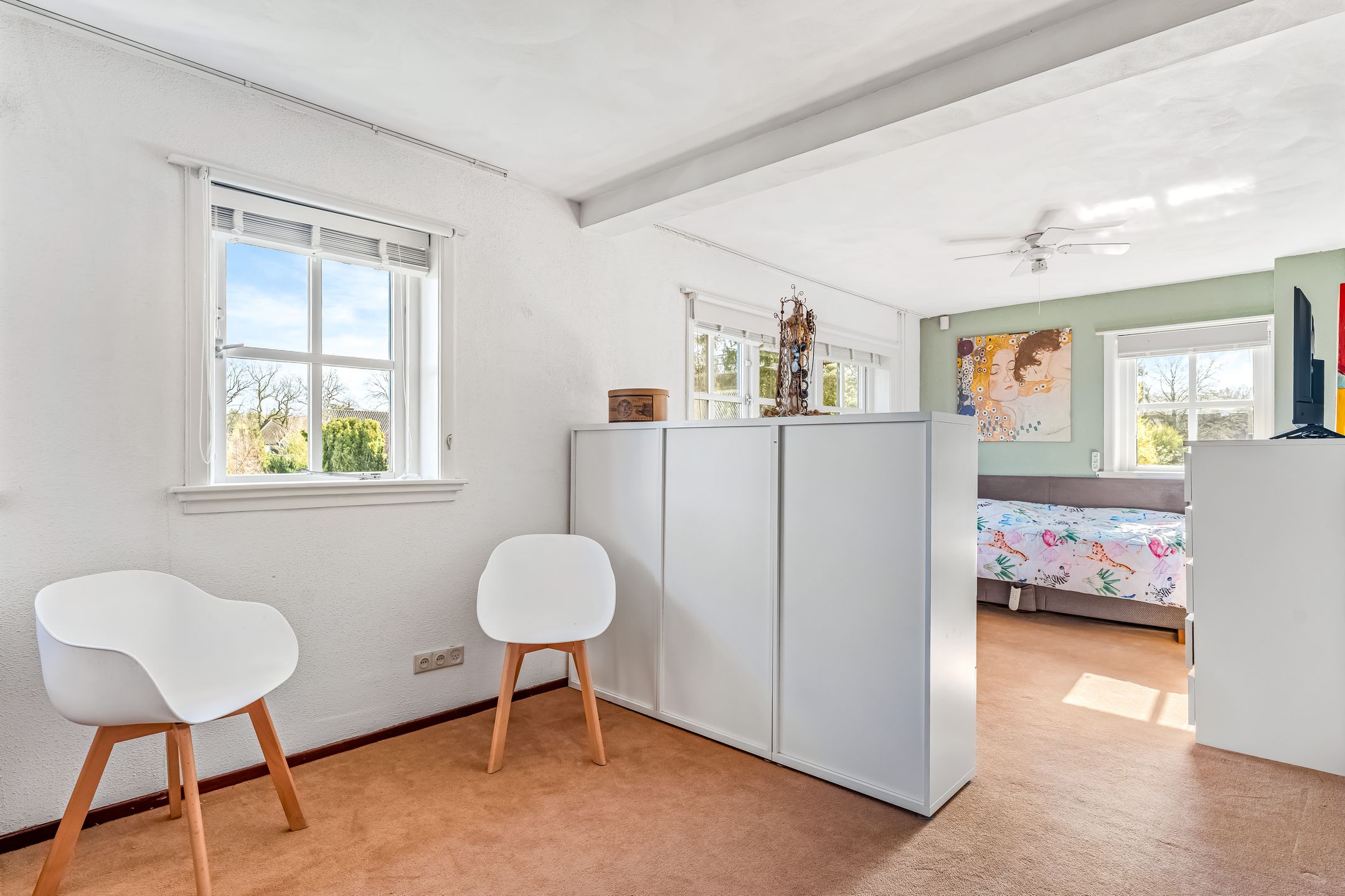 Charming 6-bedroom home near Soesterduinen with private garden — 21