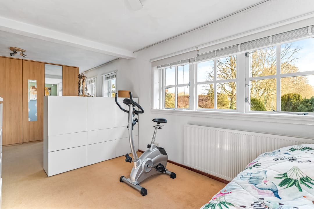 Charming 6-bedroom home near Soesterduinen with private garden — 23