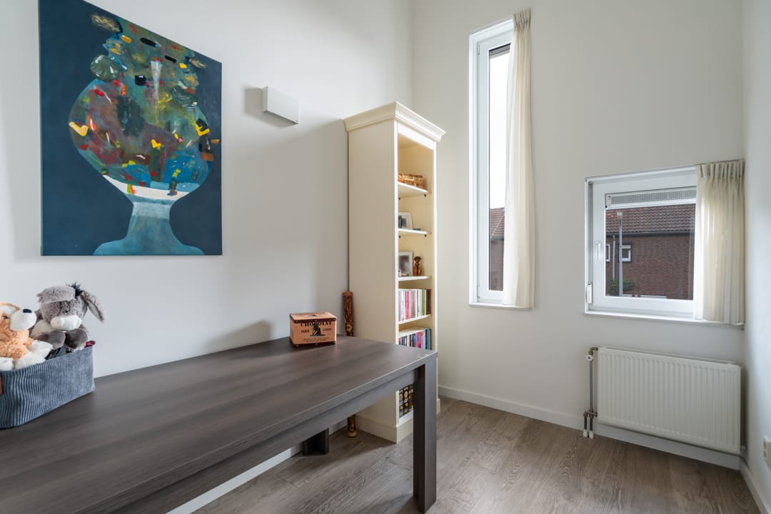 Modern terraced house with energy label A in quiet neighborhood — 24