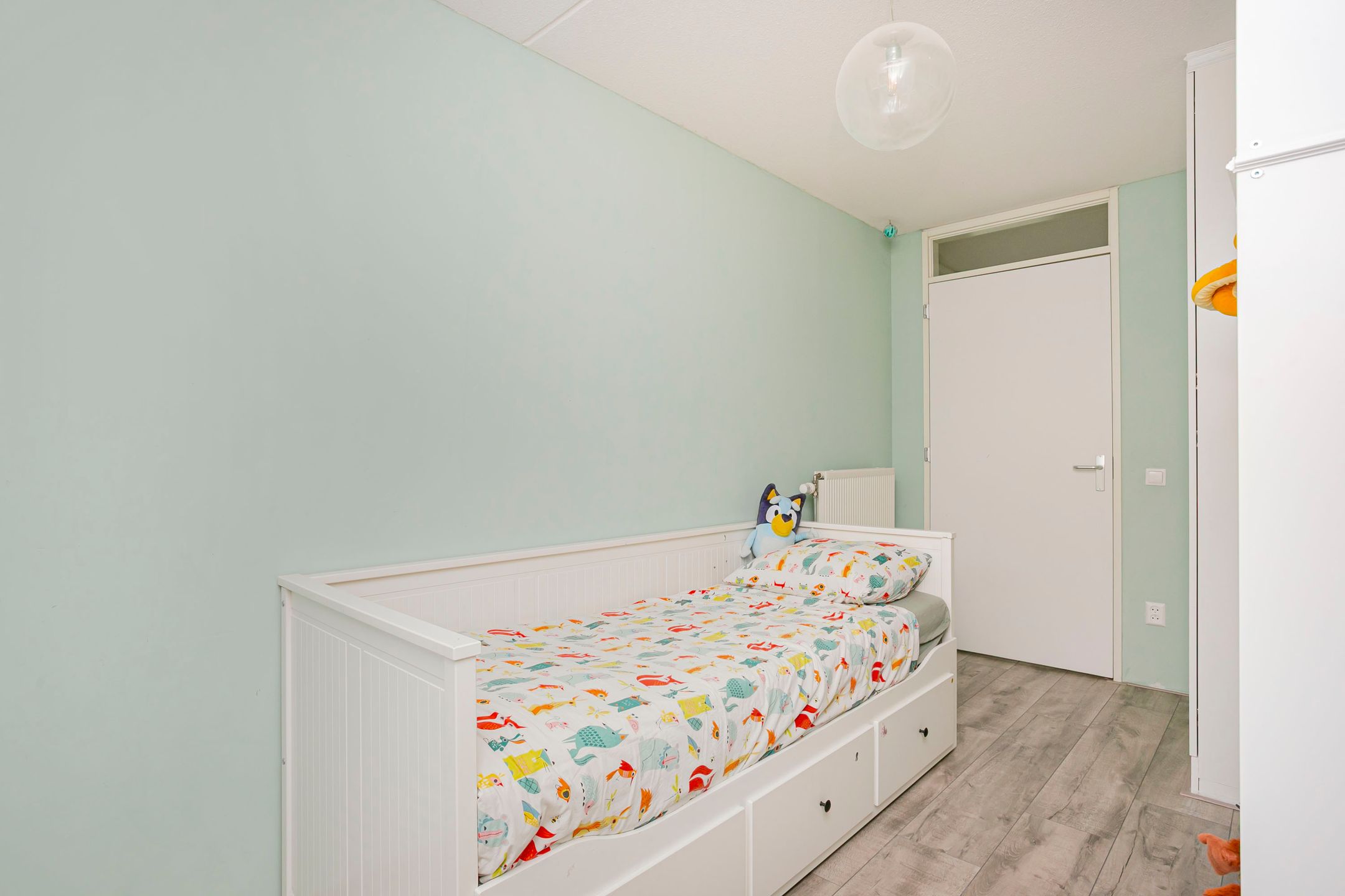 Foto 36 van Paul Burkhardplantsoen 38