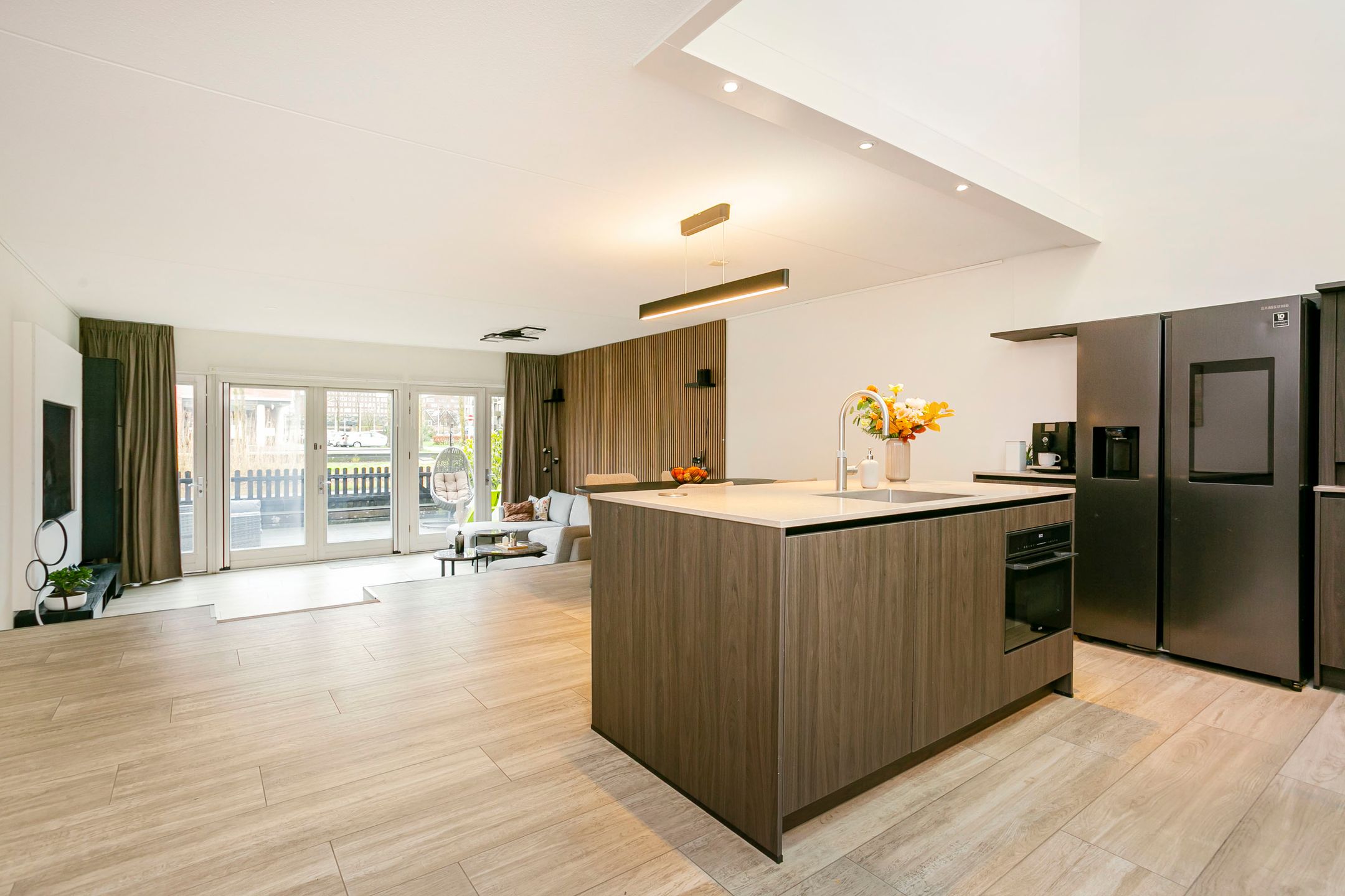 Foto 9 van Paul Burkhardplantsoen 38