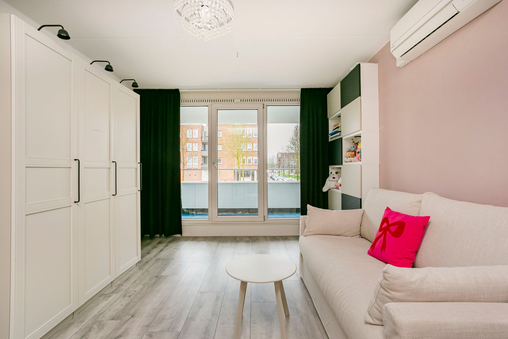 Foto 33 van Paul Burkhardplantsoen 38