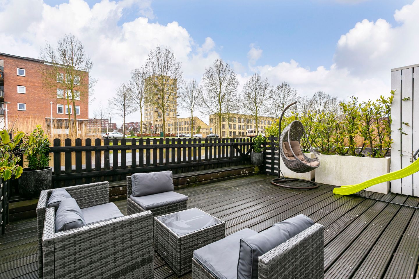 Foto 19 van Paul Burkhardplantsoen 38