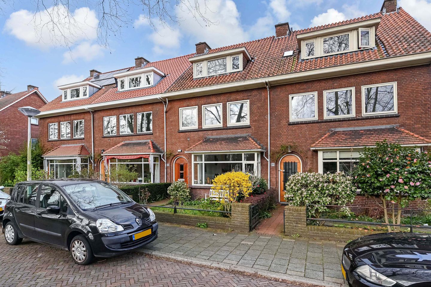 Photo 1 of Oostsingel 200