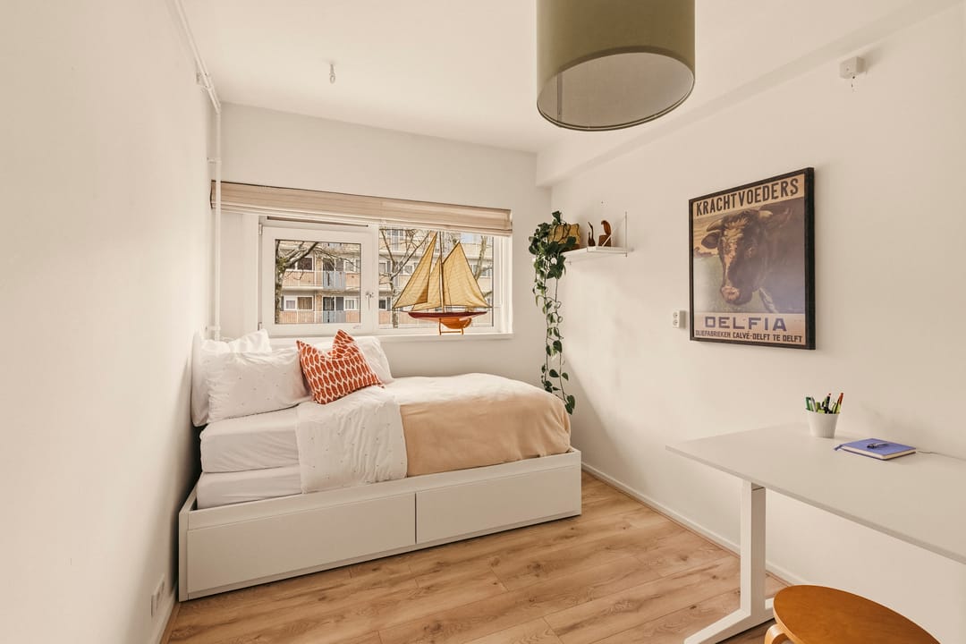 Modern 3-Bedroom Apartment with Sunny West-Facing Balcony in Buitenveldert — 28