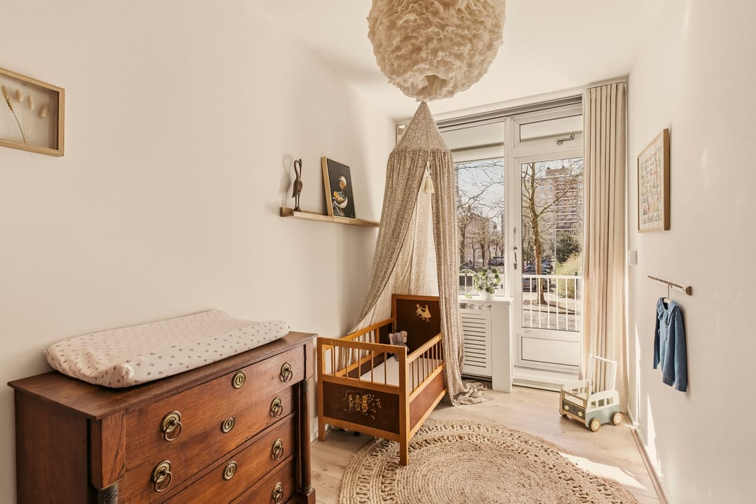 Modern 3-Bedroom Apartment with Sunny West-Facing Balcony in Buitenveldert — 22