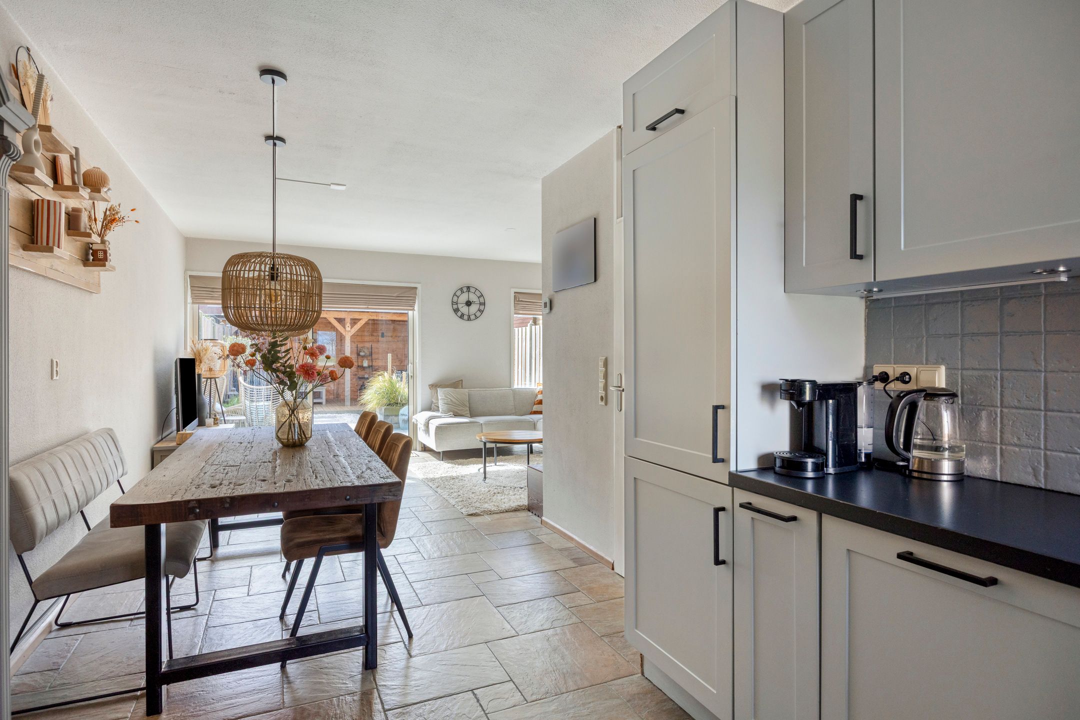 Spacious End Terrace Home with Five Bedrooms and Sunny Southwest Garden — 15