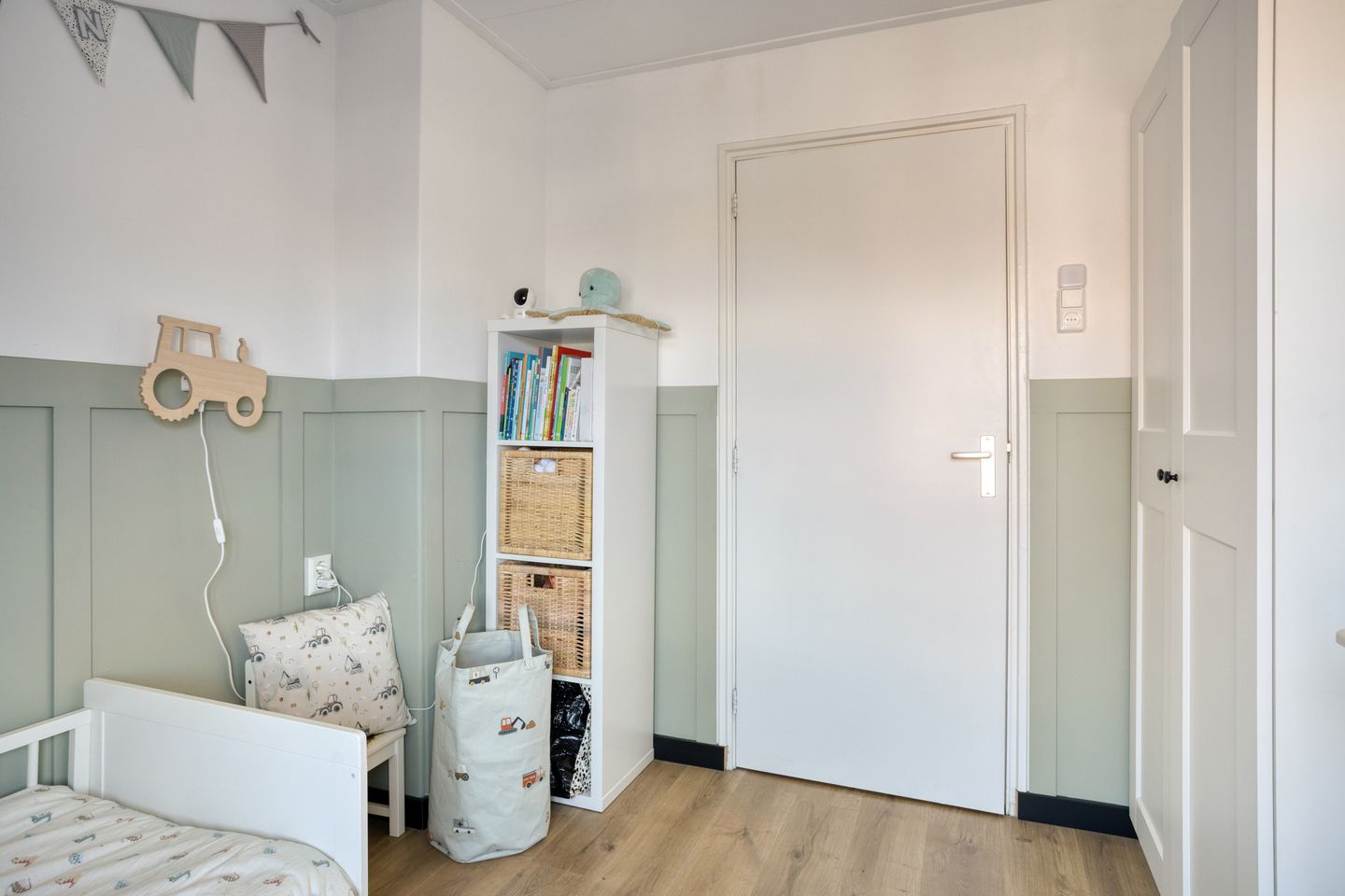 Completely Modernized Terraced House with Garden in Nieuw-Vossemeer — 20