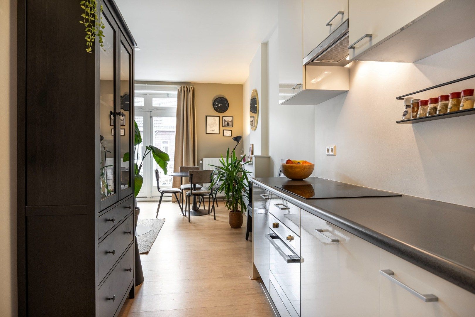 Foto 3 van Tooropstraat 213-A