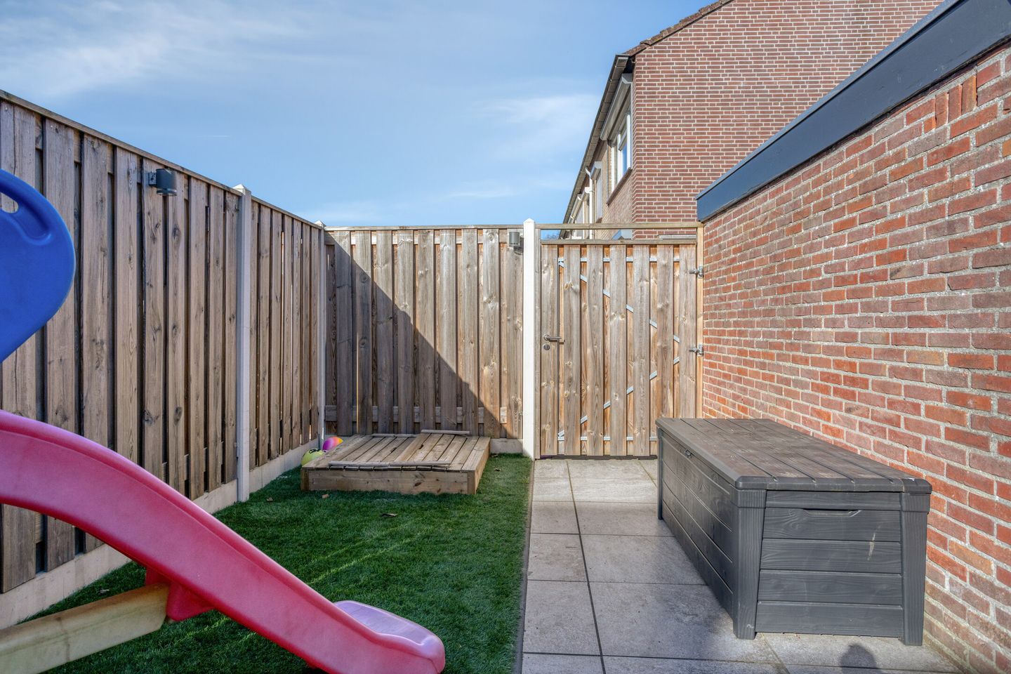 Completely Modernized Terraced House with Garden in Nieuw-Vossemeer — 29