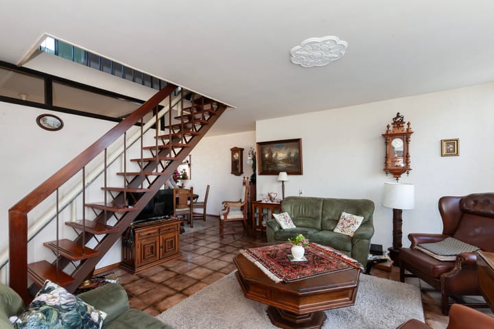 Tussenwoning te koop: Groot Veldsweer 83, Hardinxveld-Giessendam