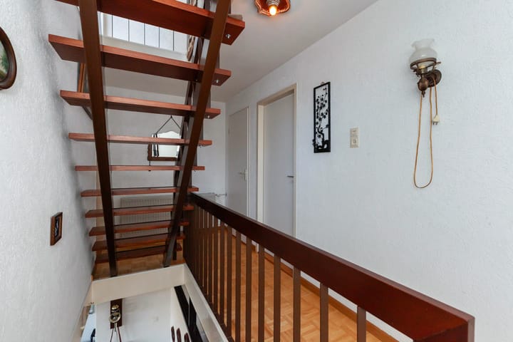 Tussenwoning te koop: Groot Veldsweer 83, Hardinxveld-Giessendam