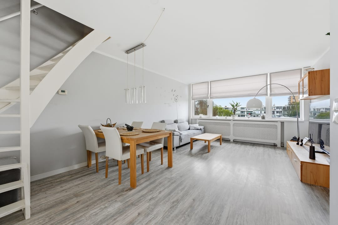 Foto 2 van Einthovenstraat 76