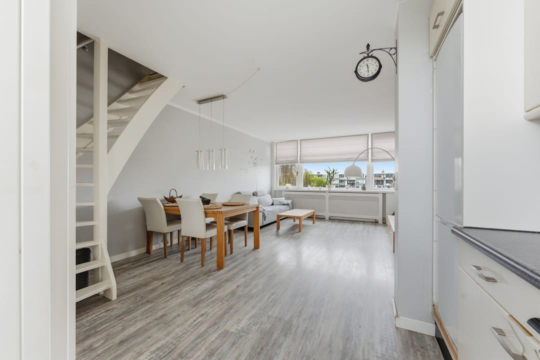 Foto 17 van Einthovenstraat 76