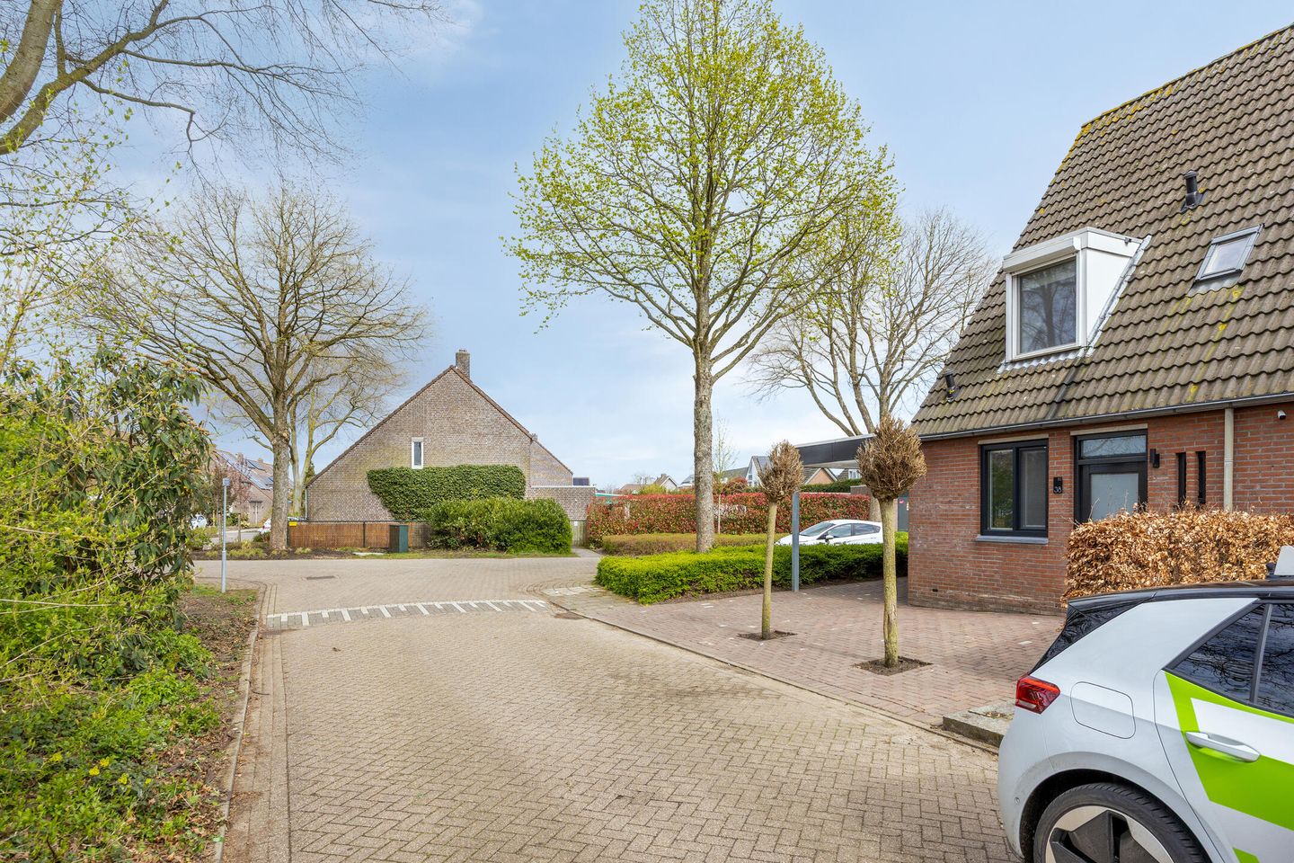 Photo 40 of Korenbloemstraat 38