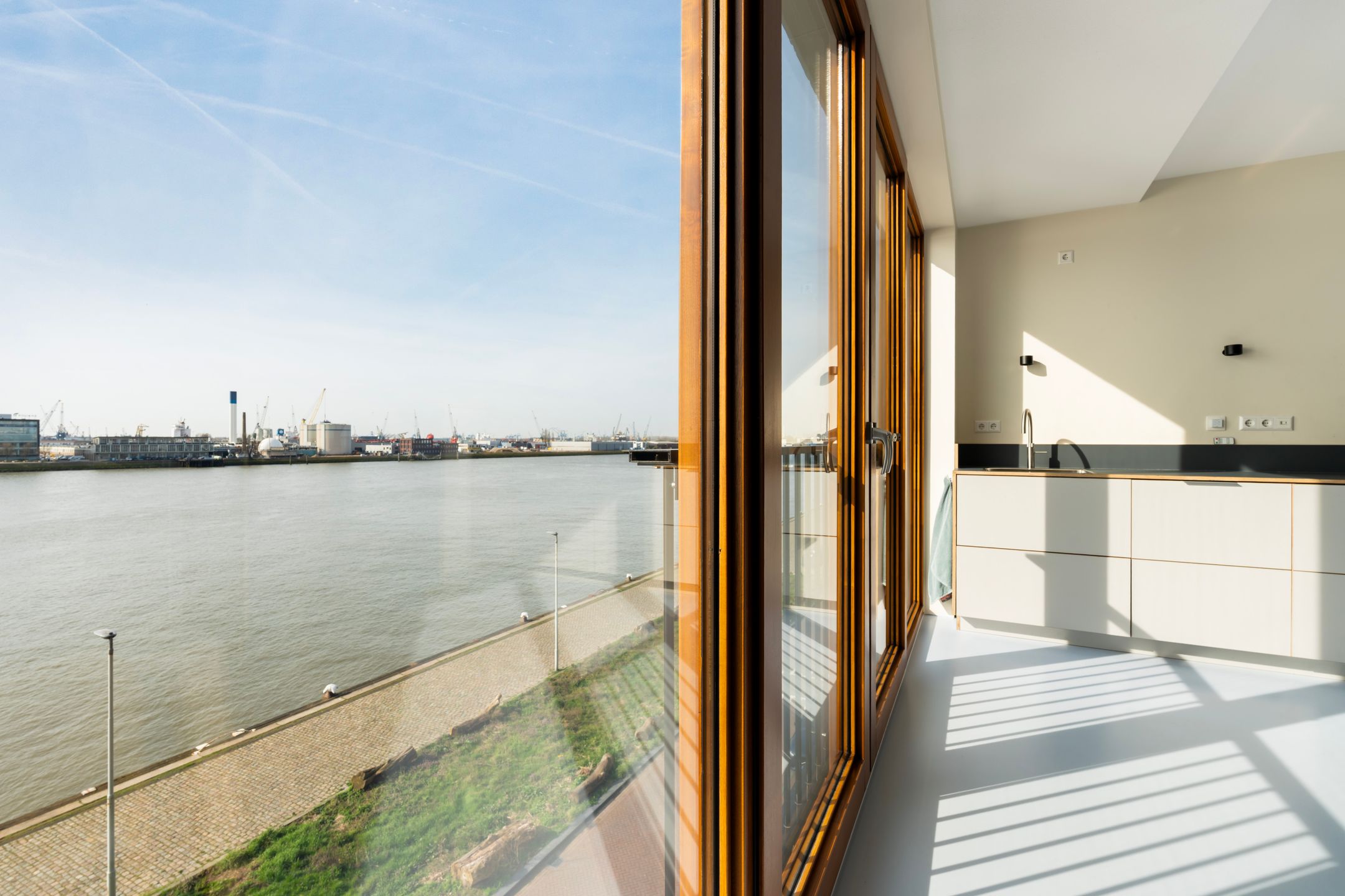 Foto 36 van Loods Bali 25