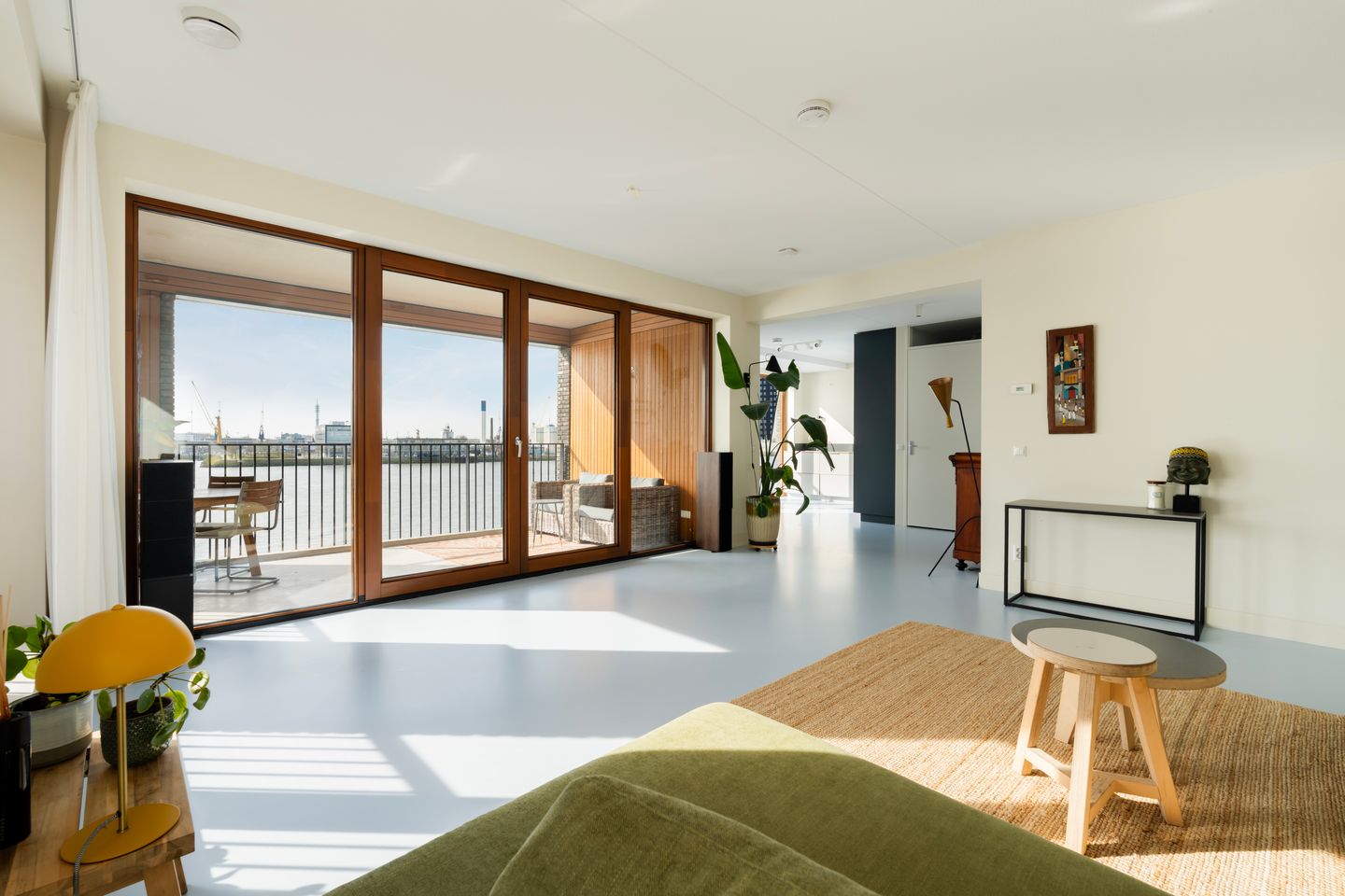 Foto 10 van Loods Bali 25