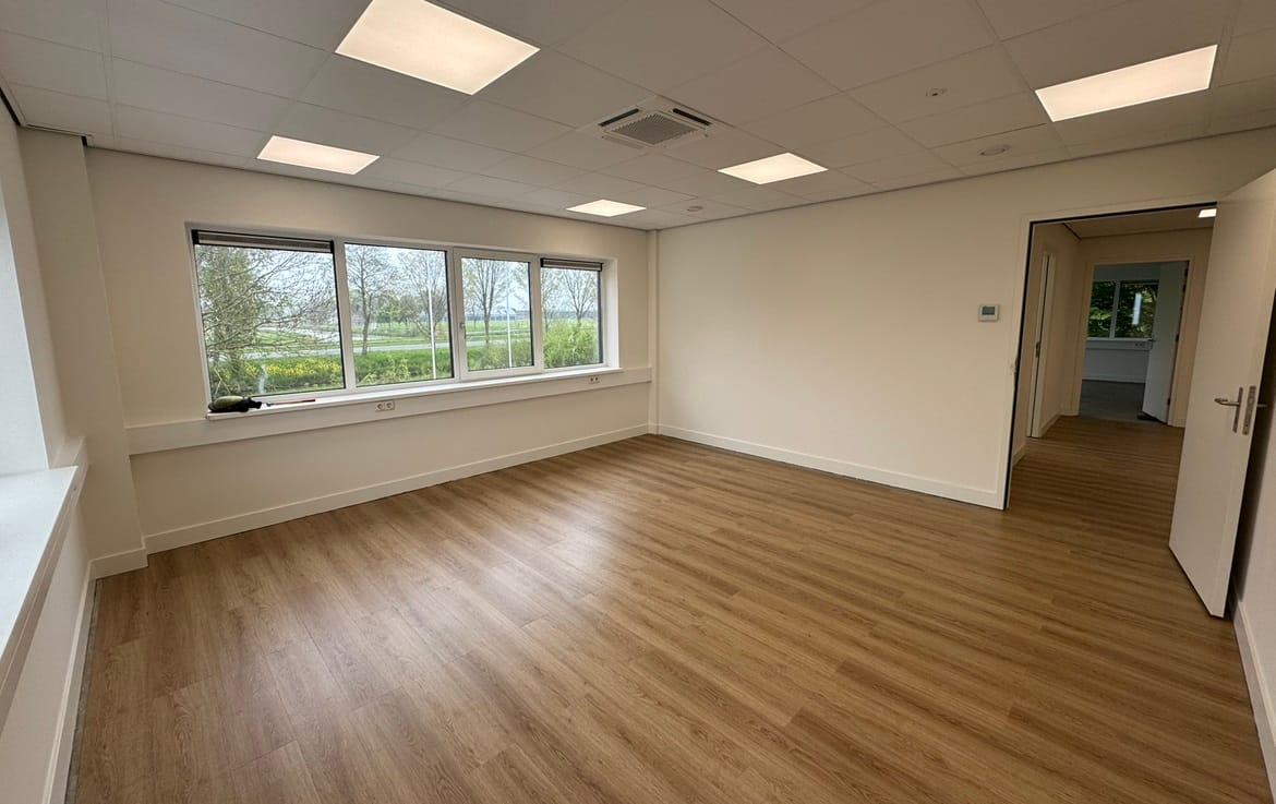 Bekijk foto 3 van Voltastraat 31-33