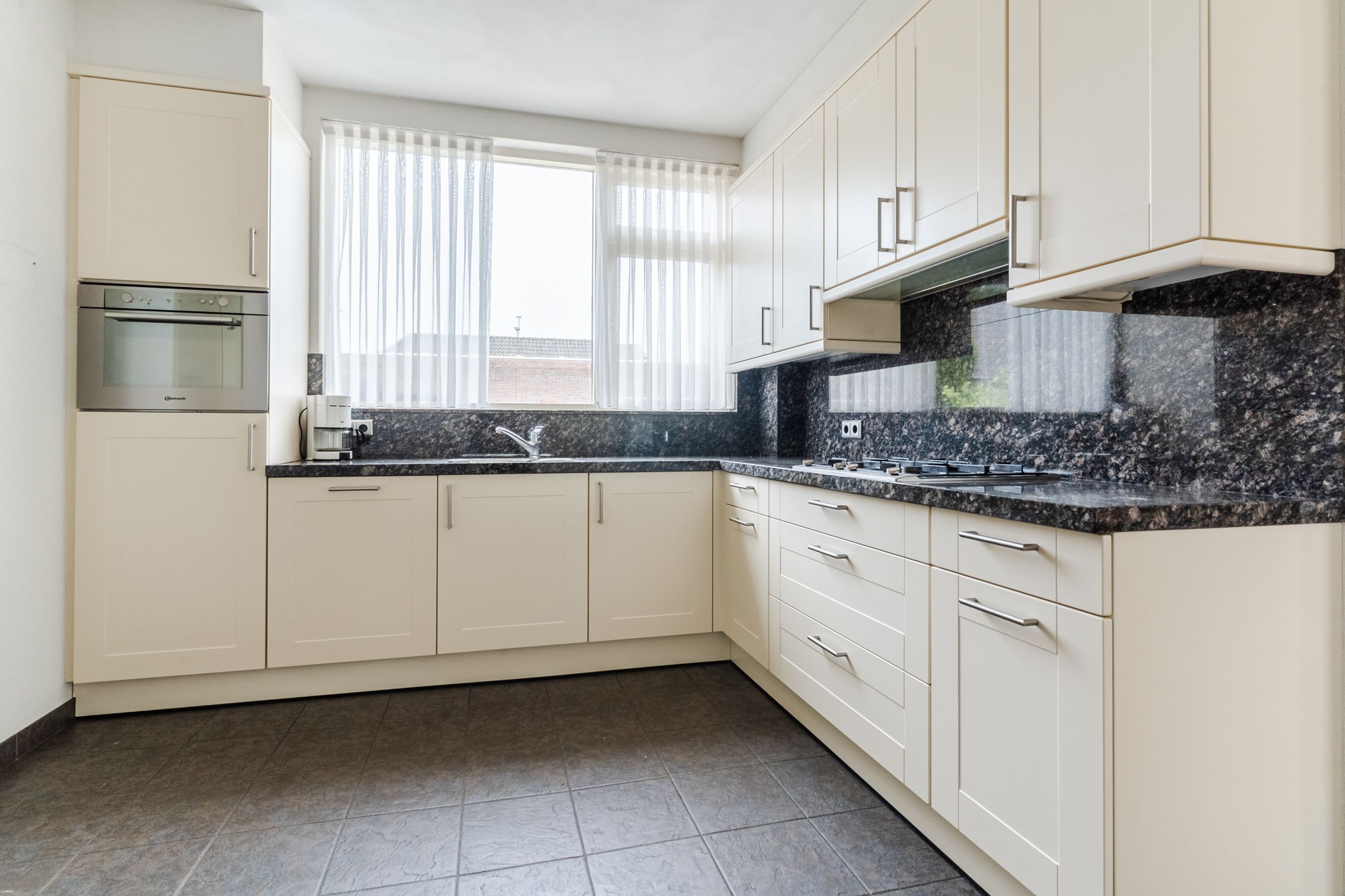 Photo 3 of Molenhoeven 46