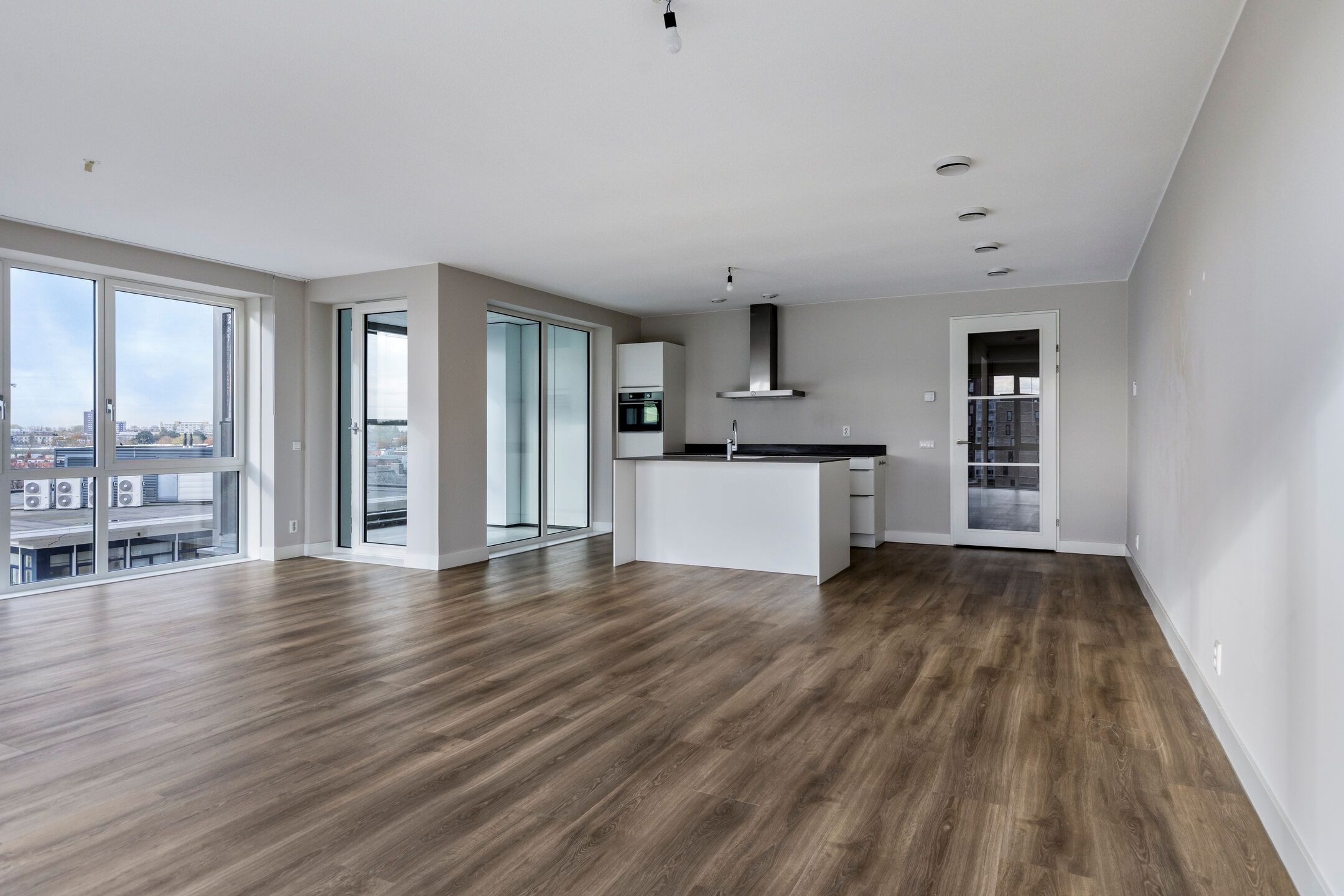 Photo 9 of Mangoweg 381