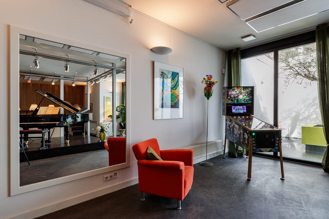 Unique City Villa in Culemborg with 626 m² Living Space, Rooftop Terrace and Studio — 38