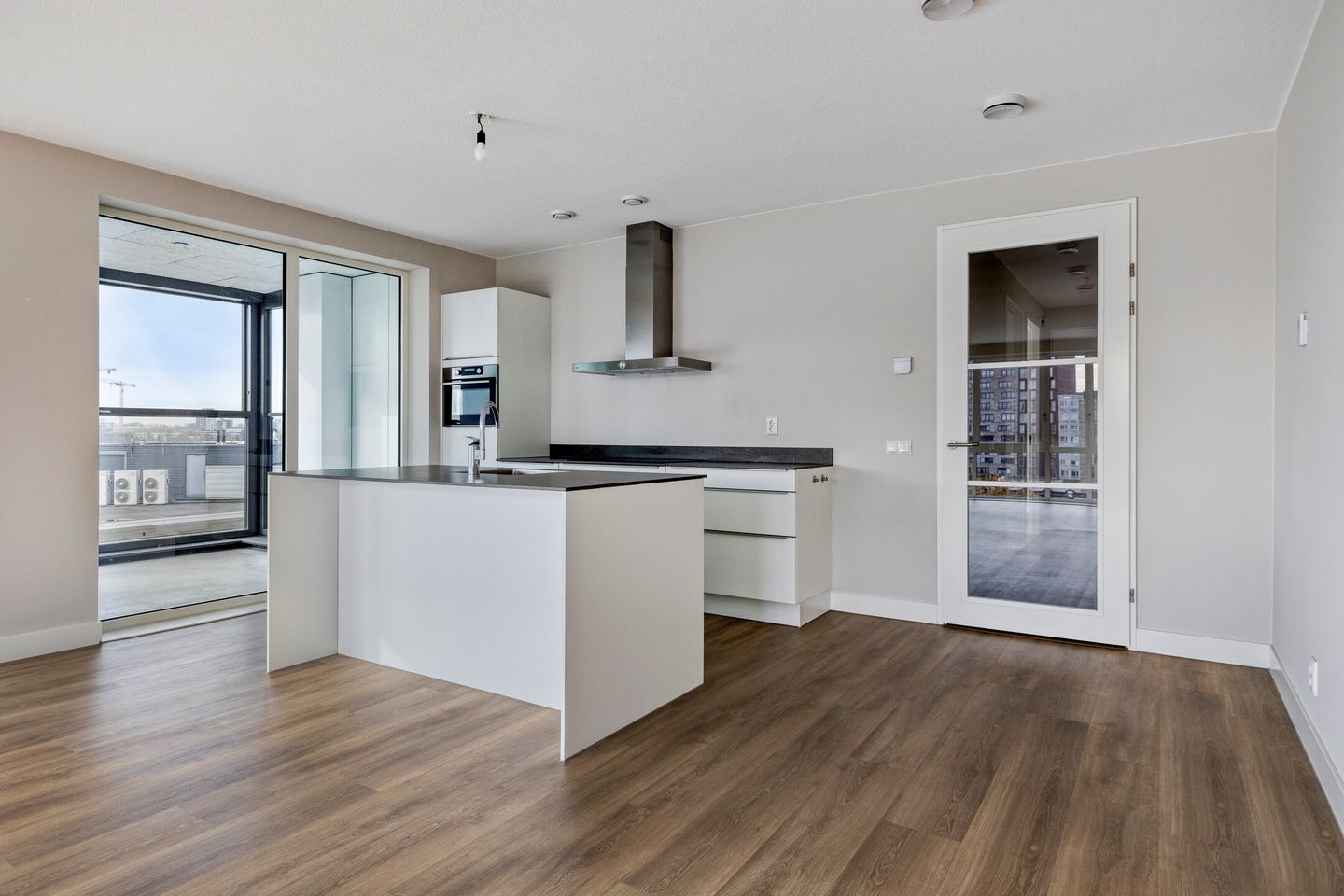 Photo 10 of Mangoweg 381