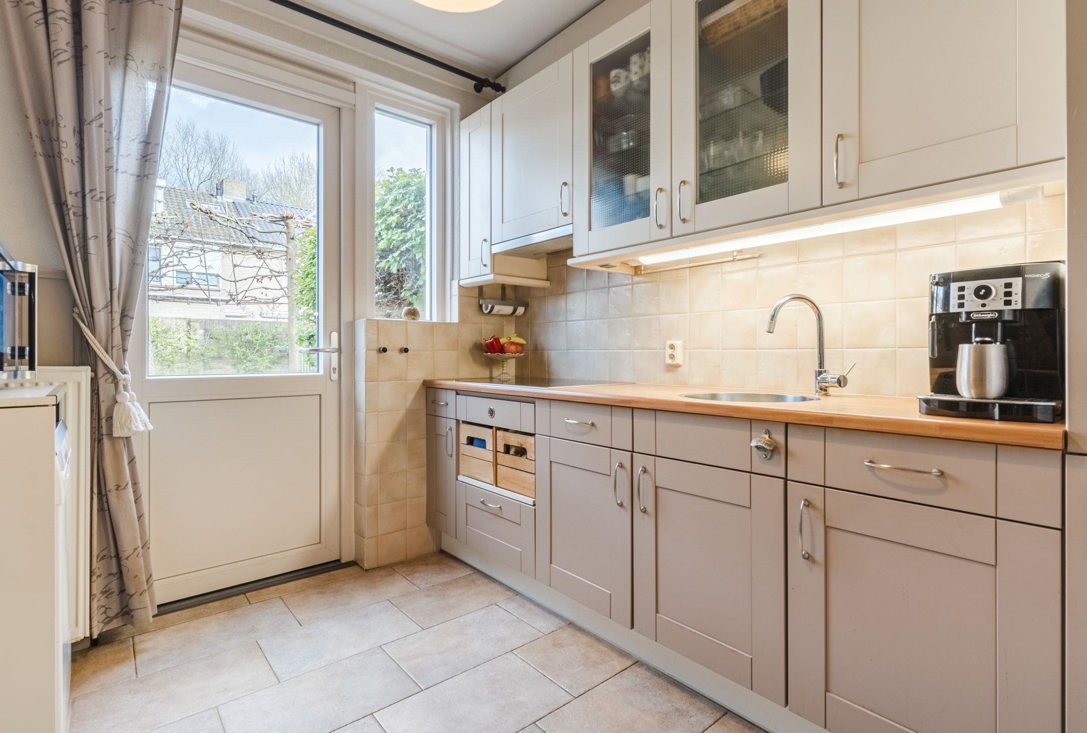 Foto 15 van Vespuccistraat 15