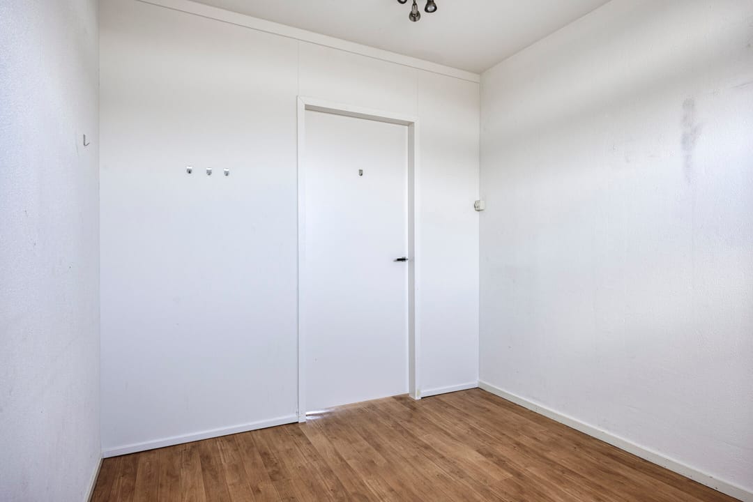 Spacious four-room apartment with sunny southwest-facing balcony in Arnhem Presikhaaf — 16