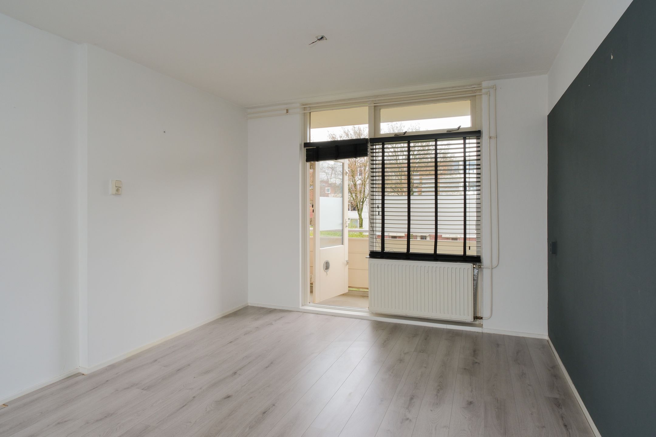 Photo 6 of Jacob van Ruysdaelstraat 84