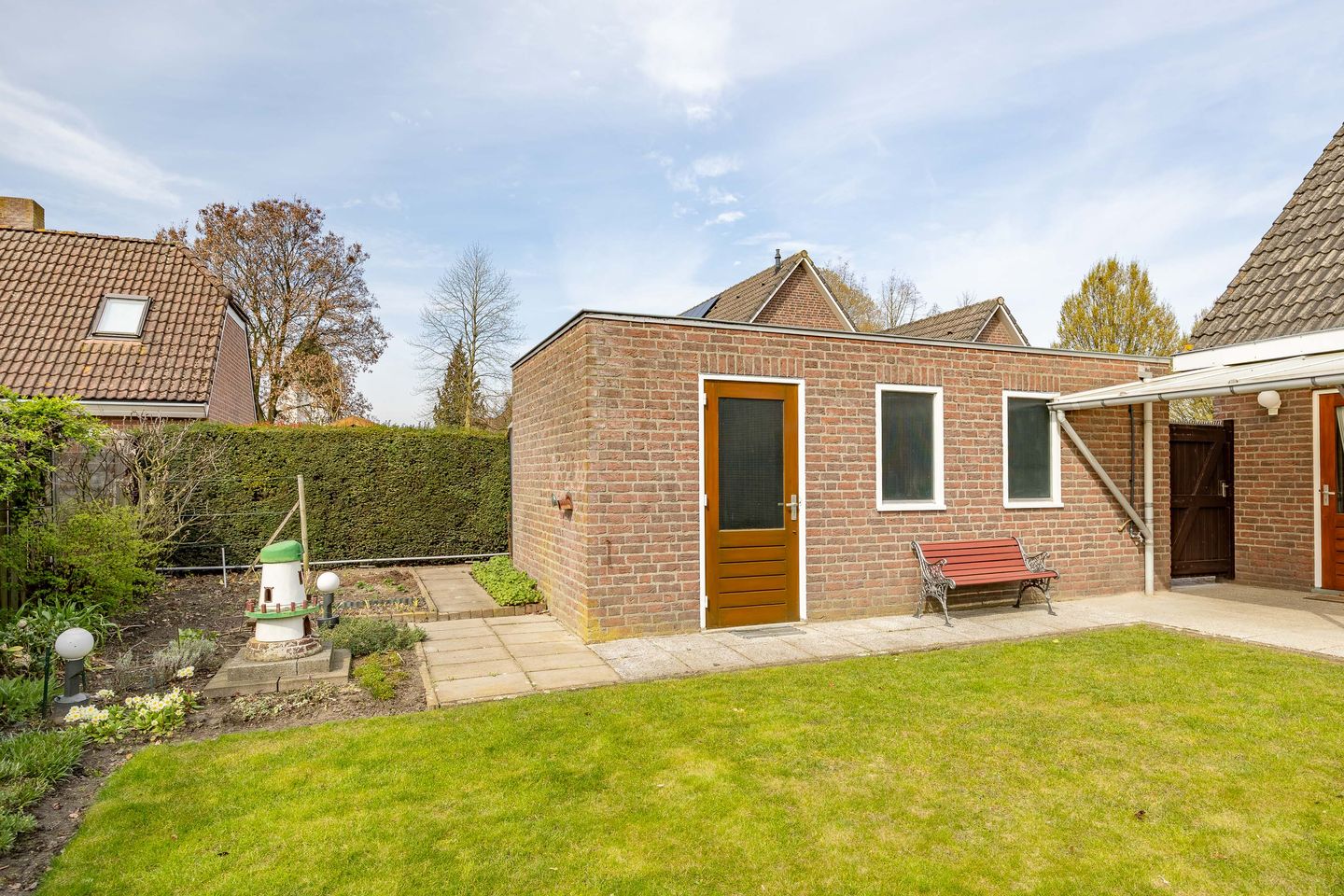 Spacious detached home with garage in Sevenum — 40