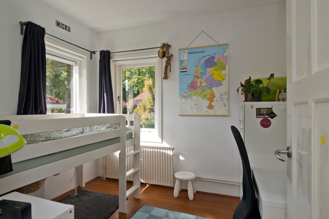 Photo 32 of Roemer Visscherstraat 10